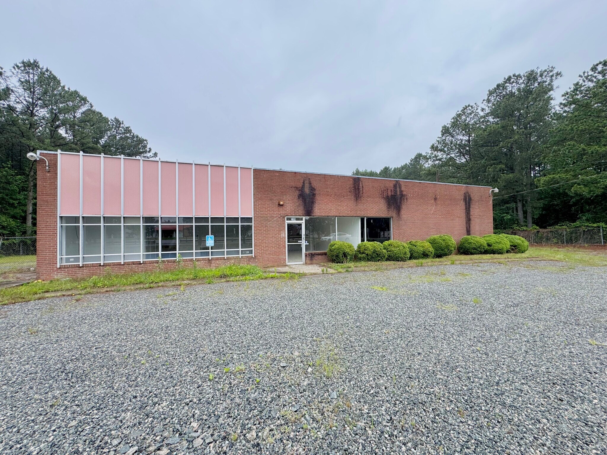 239 High St, La Crosse, VA for Rent