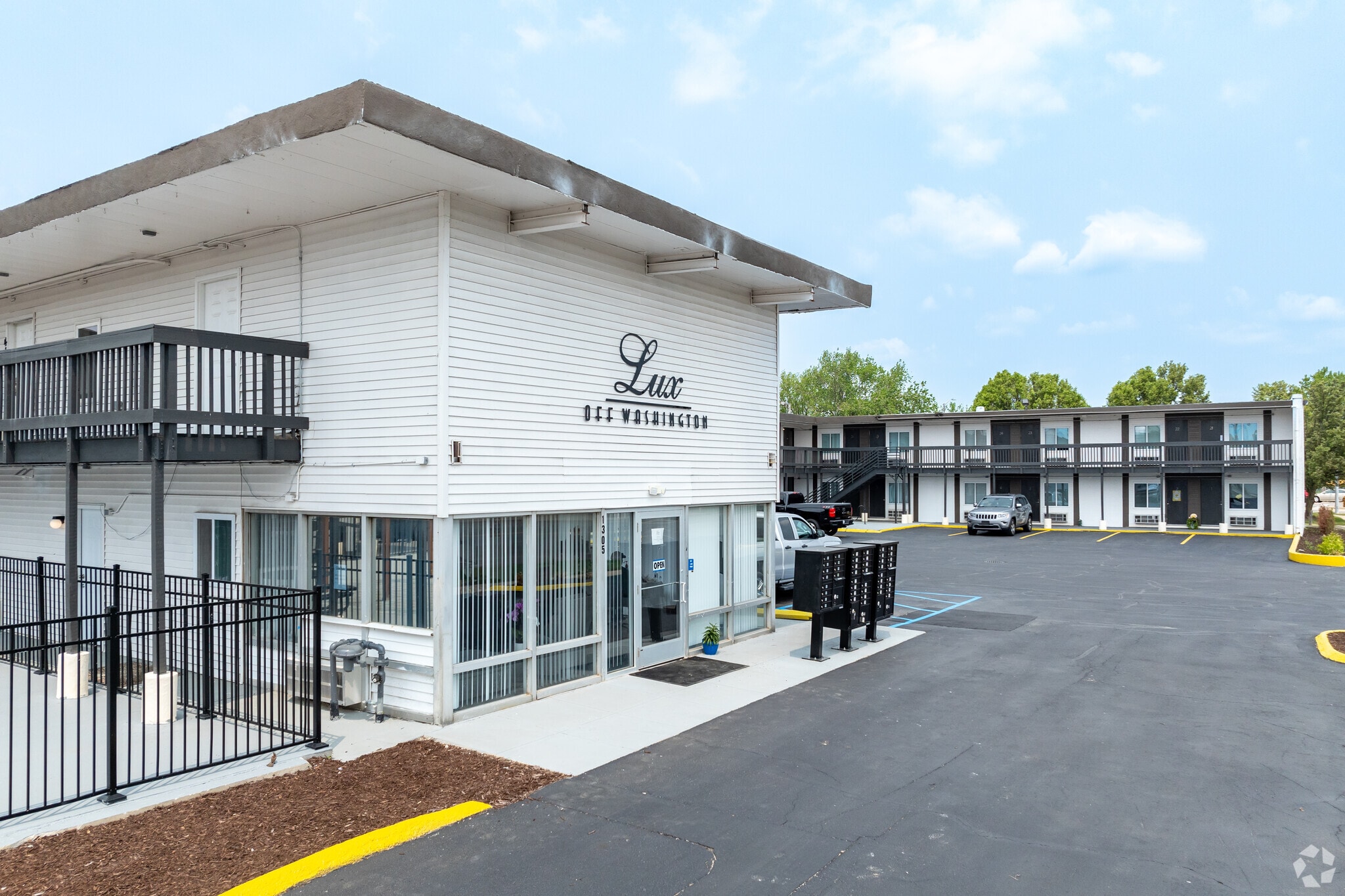 1305 Washington Ave, Bay City, MI for Sale