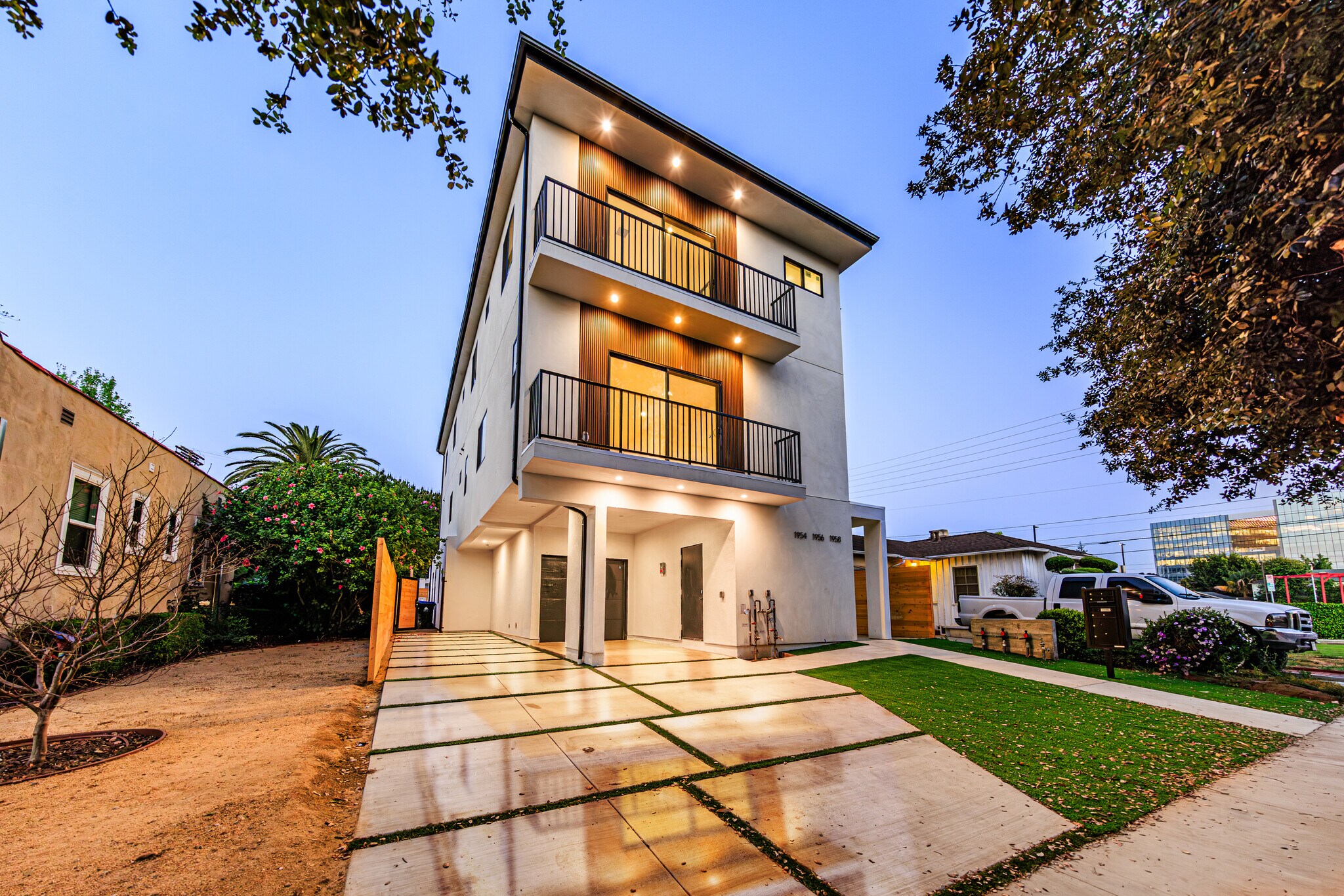 1954-1958 Purdue Ave, Los Angeles, CA for Sale