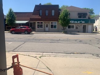 Marine City, MI Bar - 142 S Water St