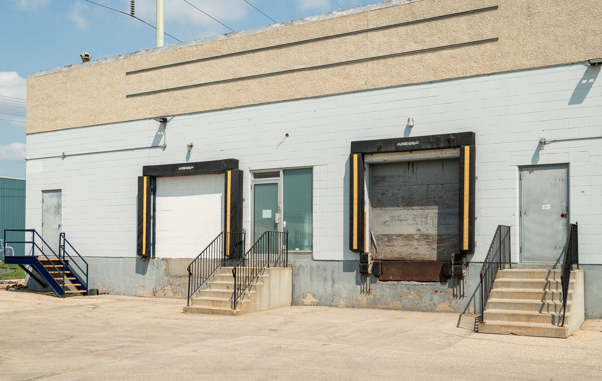 1170 St James St, Winnipeg, MB for Rent