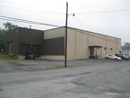 1070 S Cameron St, Harrisburg, PA for Rent