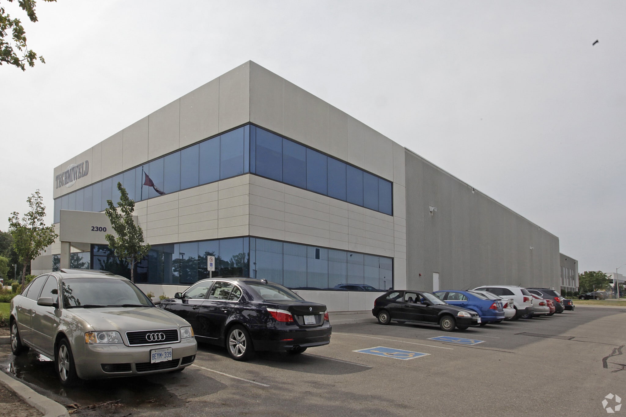2300 Winston Park Dr, Oakville, ON for Sale