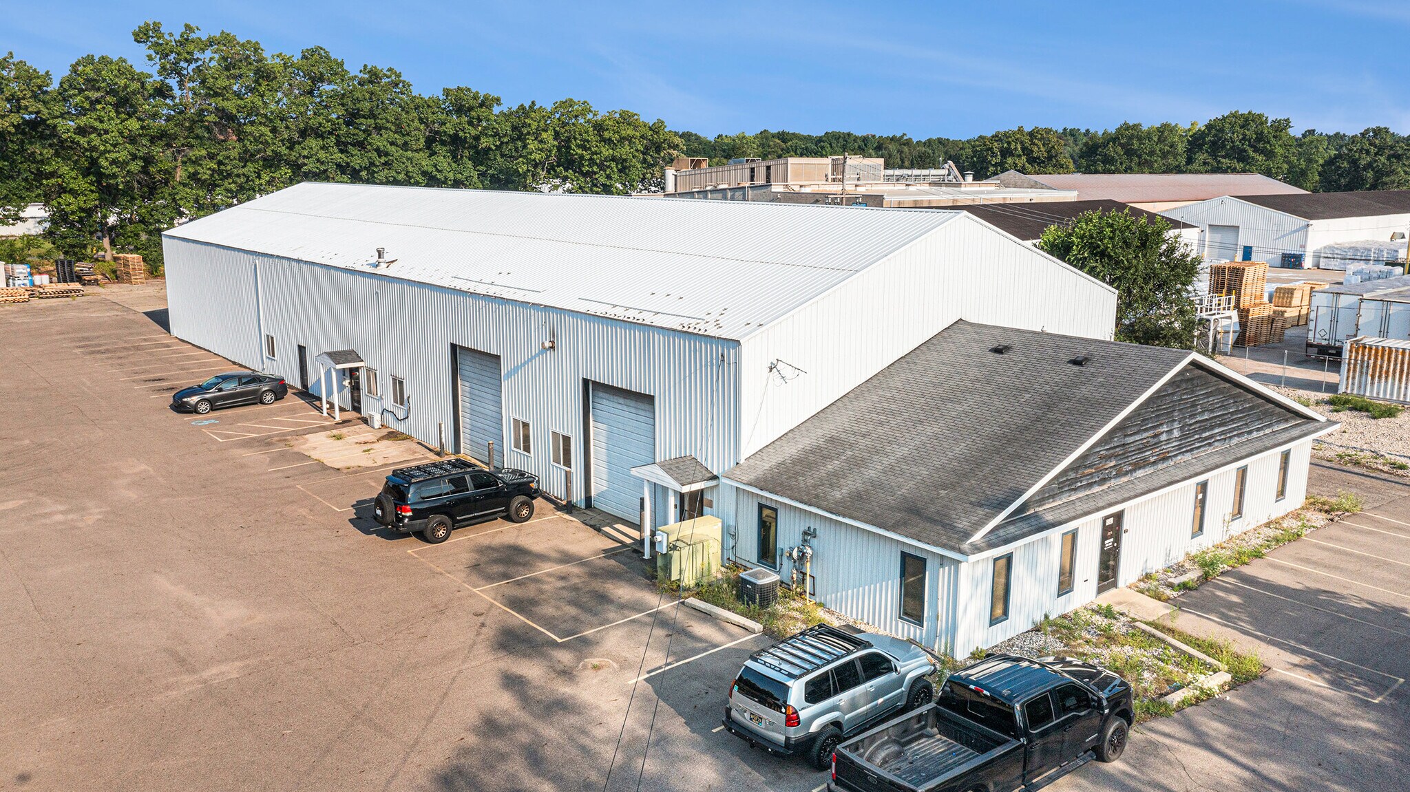9340 Shaver Rd, Portage, MI for Rent