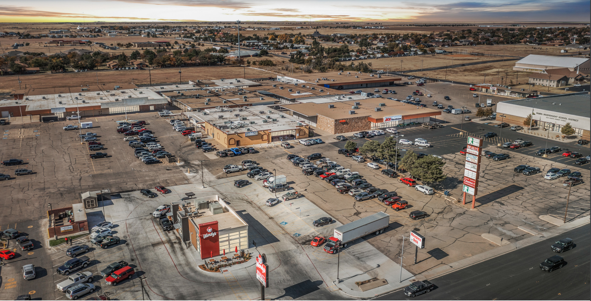 1229-1233 N Hobart St, Pampa, TX for Rent