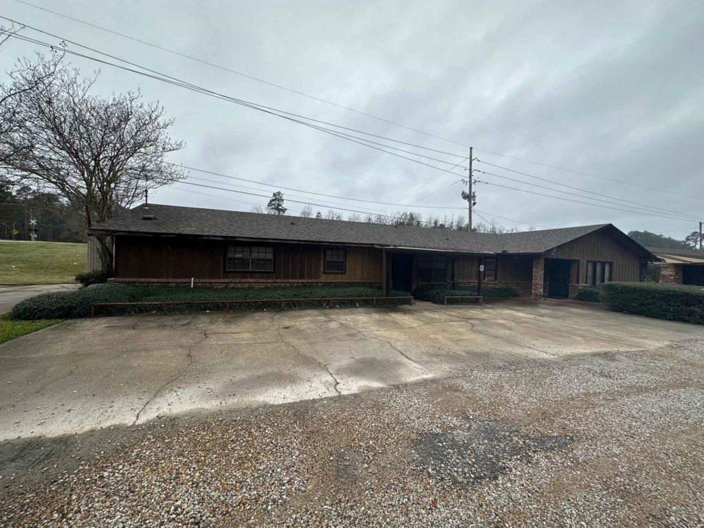 8079 Highway 165, Columbia, LA for Sale