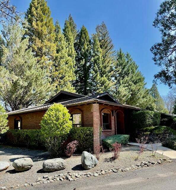 100 Horseshoe Lane, Weaverville, CA for Rent