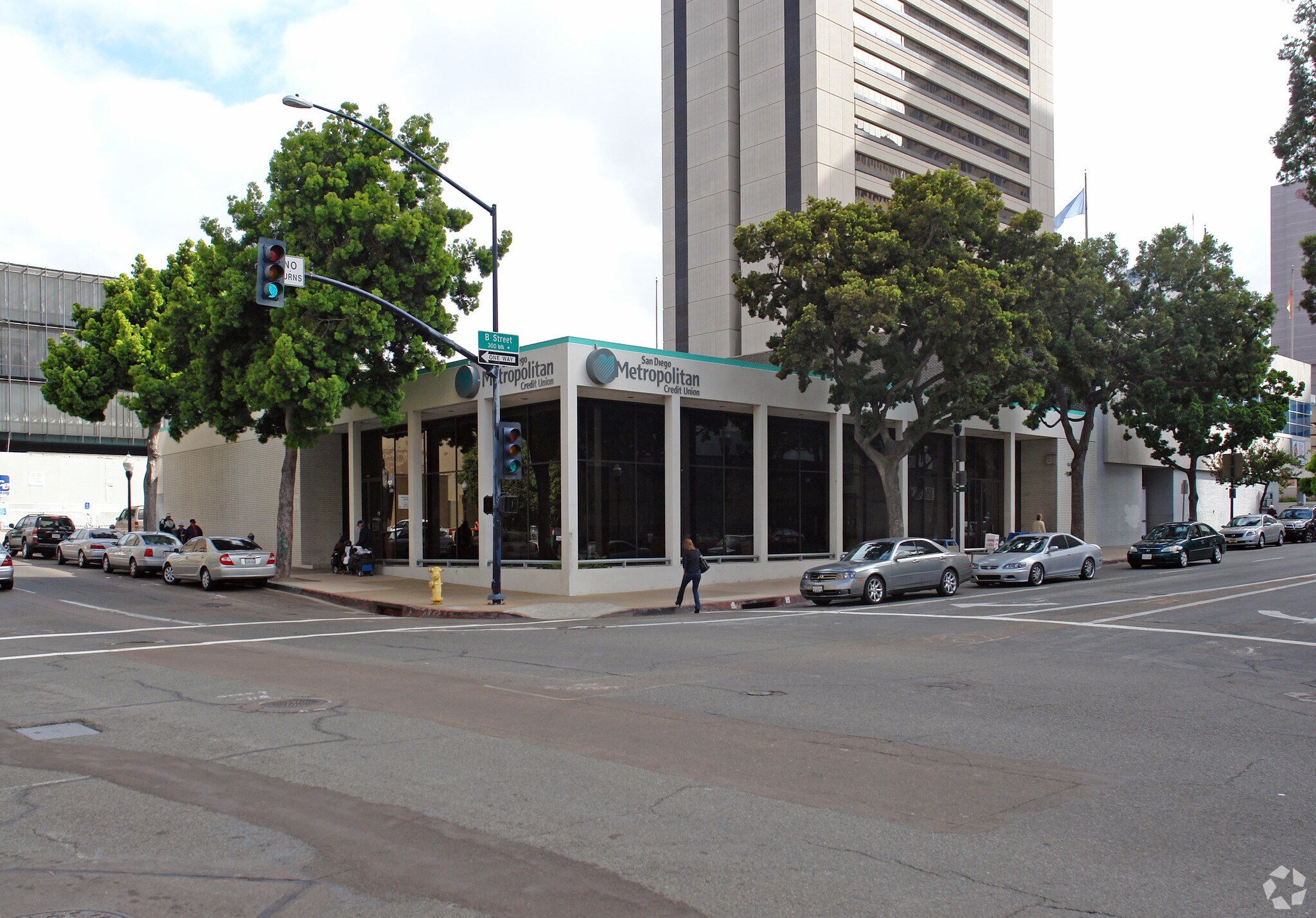 300-320 B St, San Diego, CA for Rent