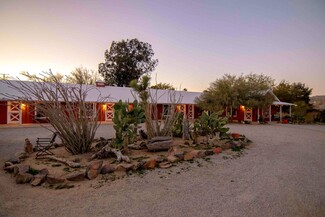 Joshua Tree, CA Hospitality - 61589 Division St