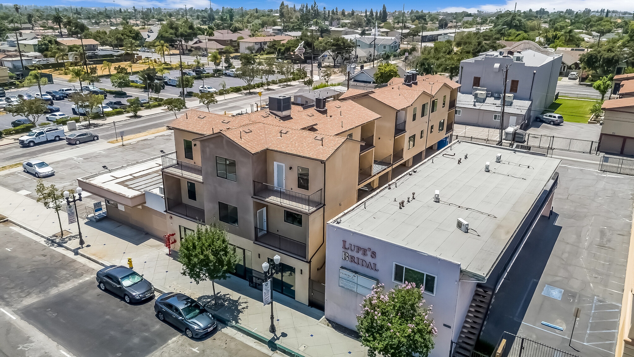 511 Azusa Ave Azusa, CA 91702 Retail Property for Lease on