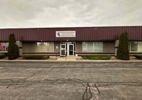 2111 Northwinds Dr, Dyer, IN for Rent