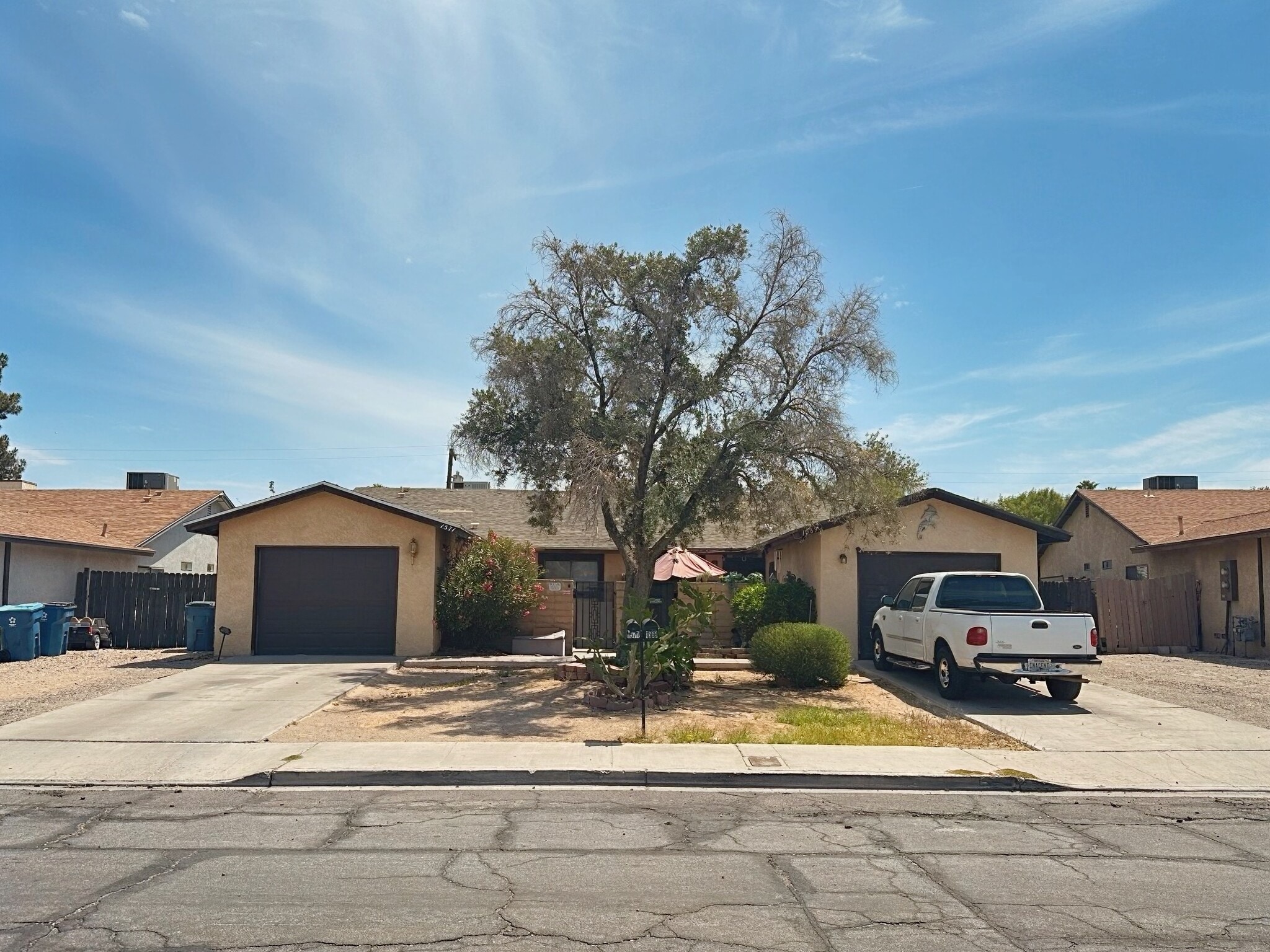 1569 Hialeah Dr, Las Vegas, NV for Sale