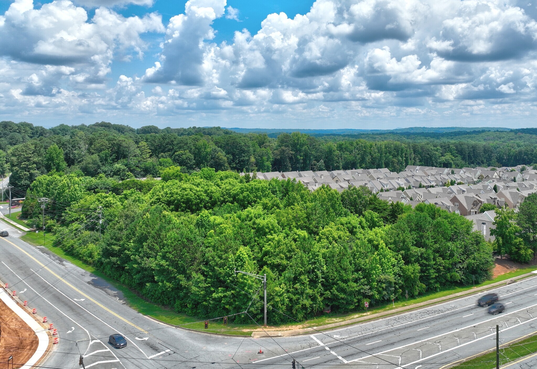 1299 W Wylie Bridge Rd, Woodstock, GA for Rent