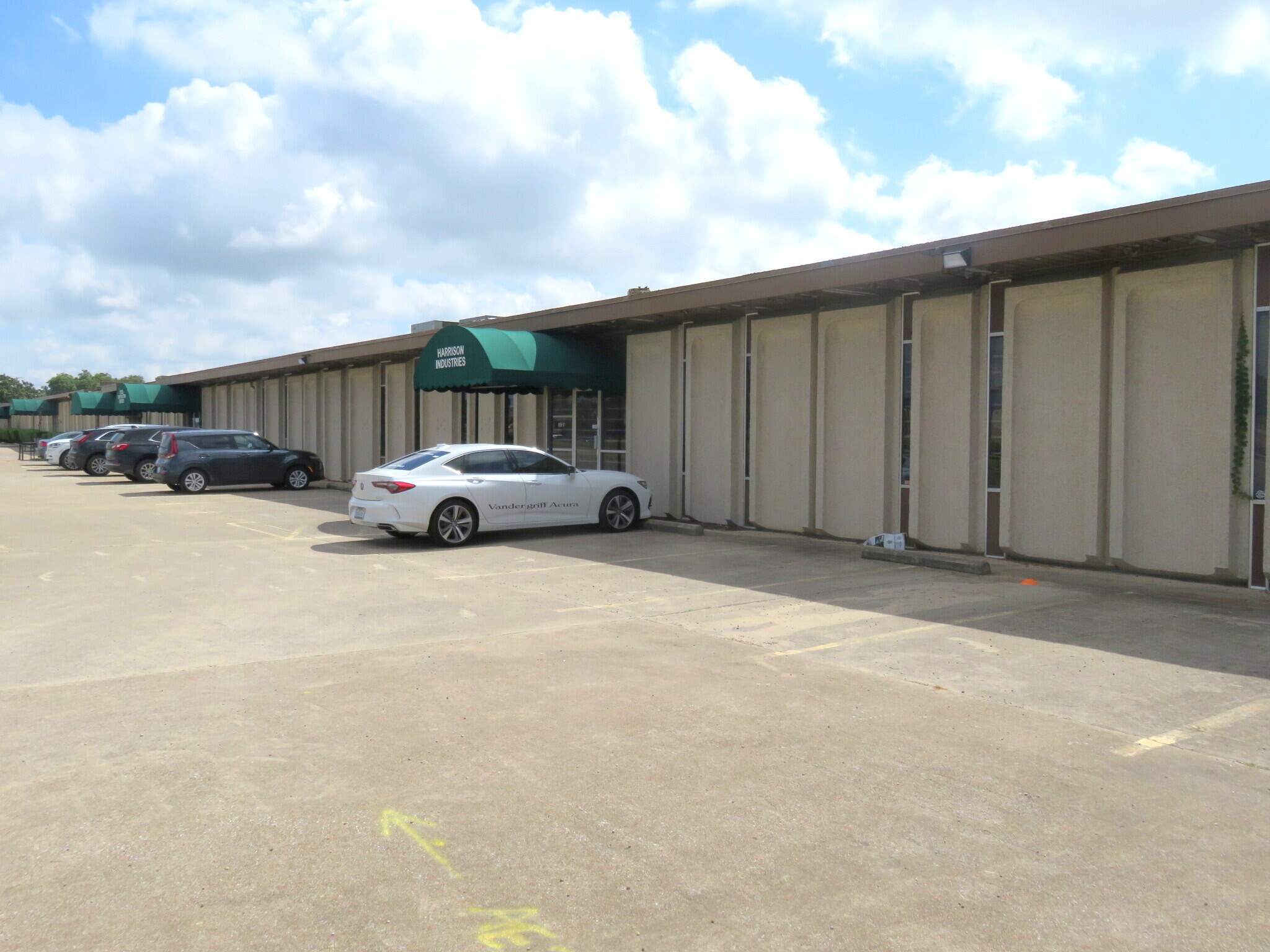 3955 E Loop 820 S, Fort Worth, TX for Rent