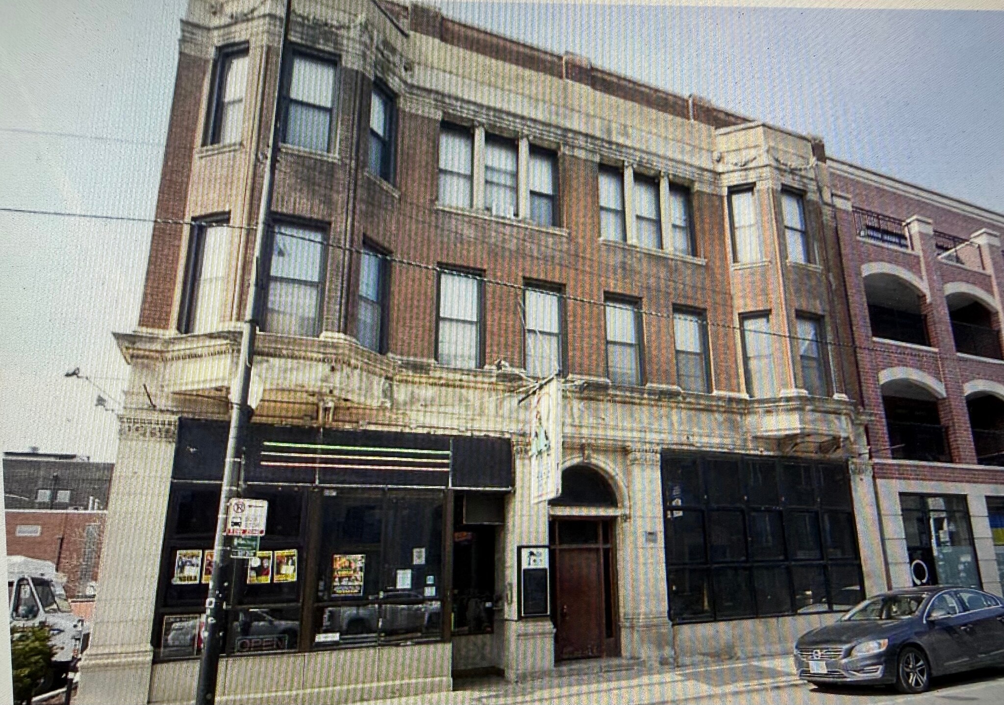 2612 N Halsted St, Chicago, IL for Rent