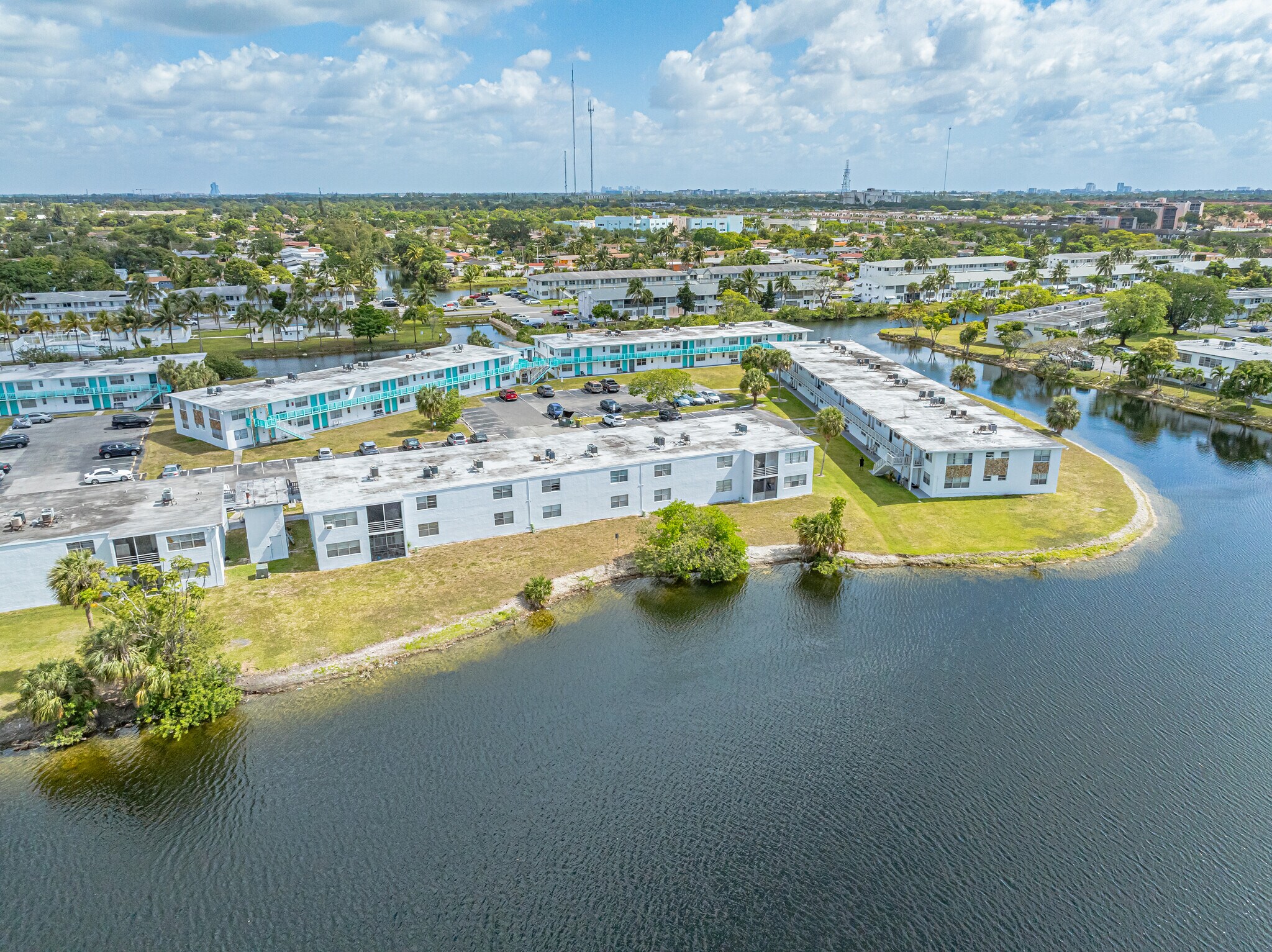 45 NW 203rd Ter, Miami, FL for Sale