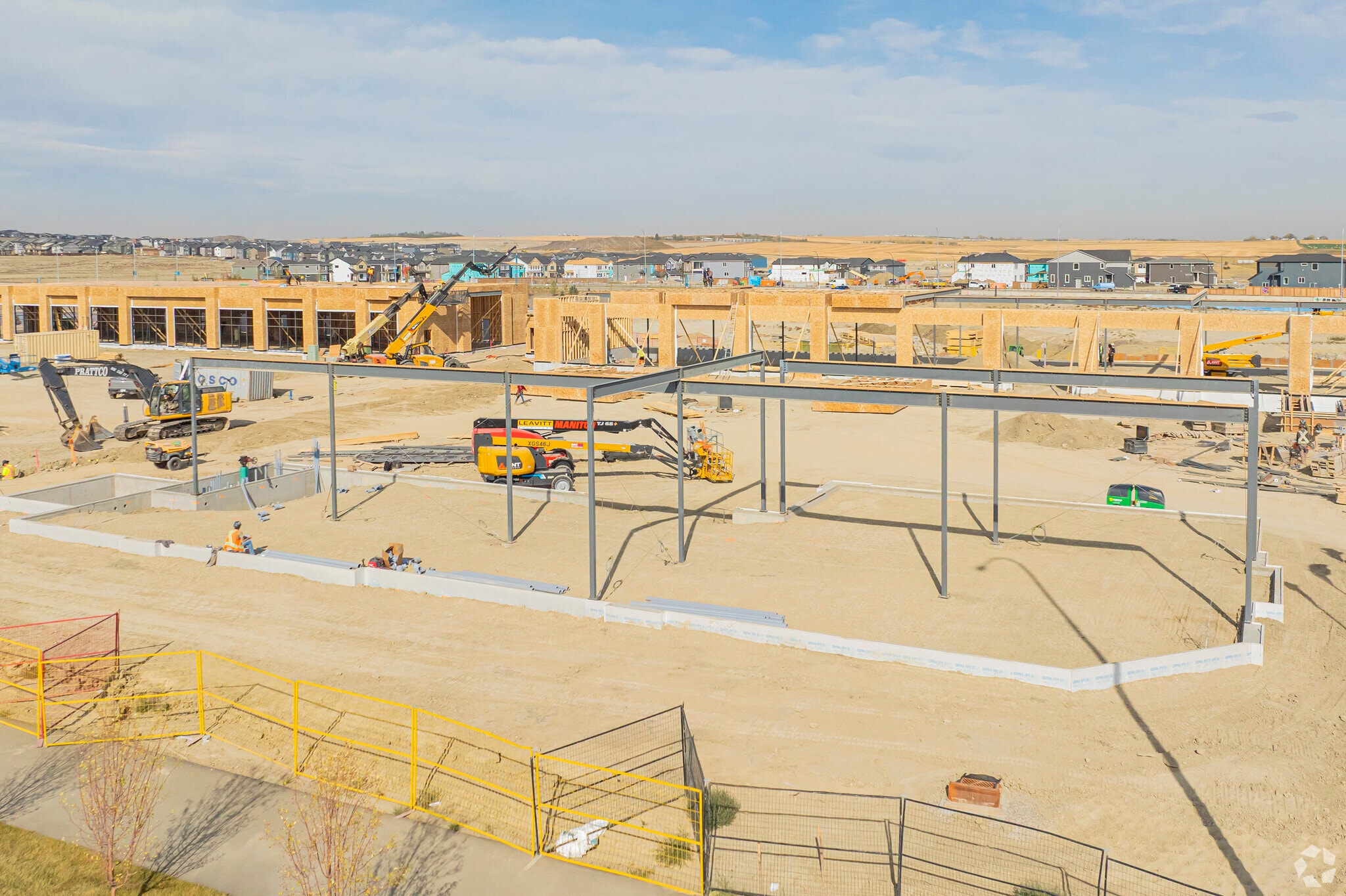 11 Th St NE, Calgary, AB for Rent