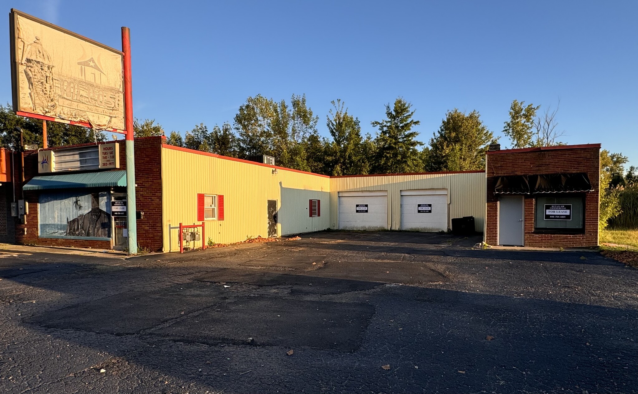 2227-2229 W 21st St, Lorain, OH for Rent