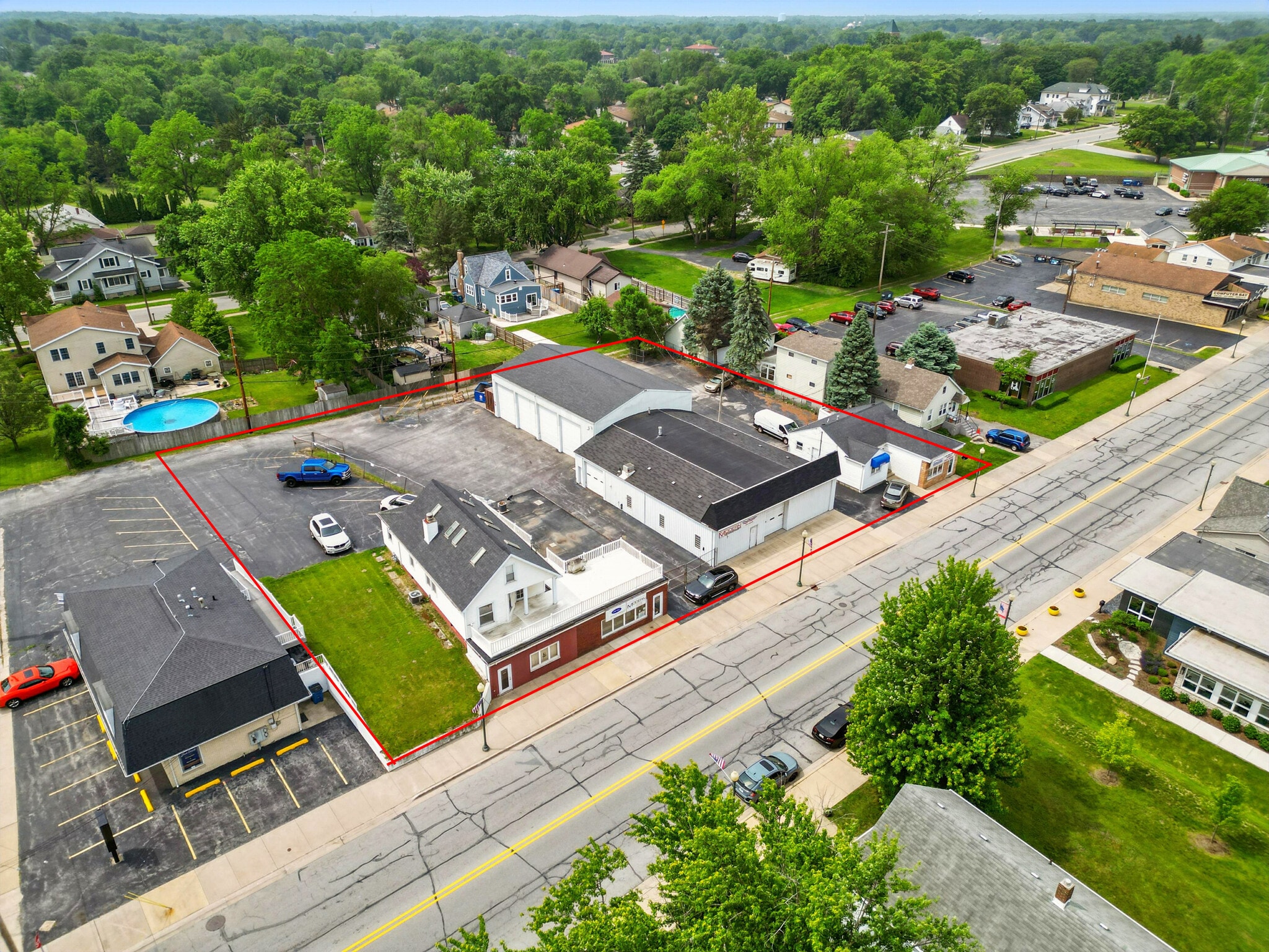 137 E Joliet St, Schererville, IN for Sale