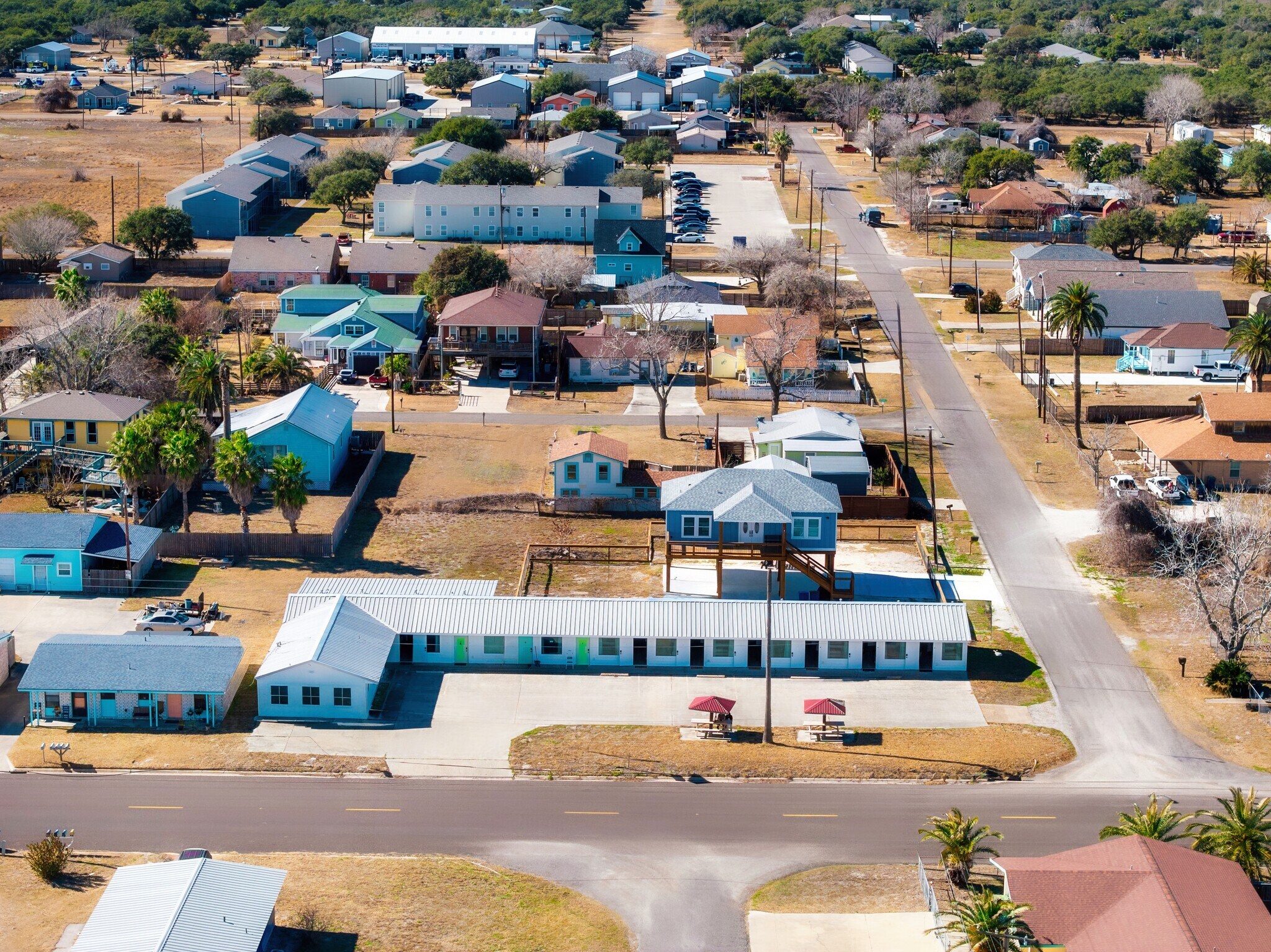 907 S Church St, Rockport, TX for Sale