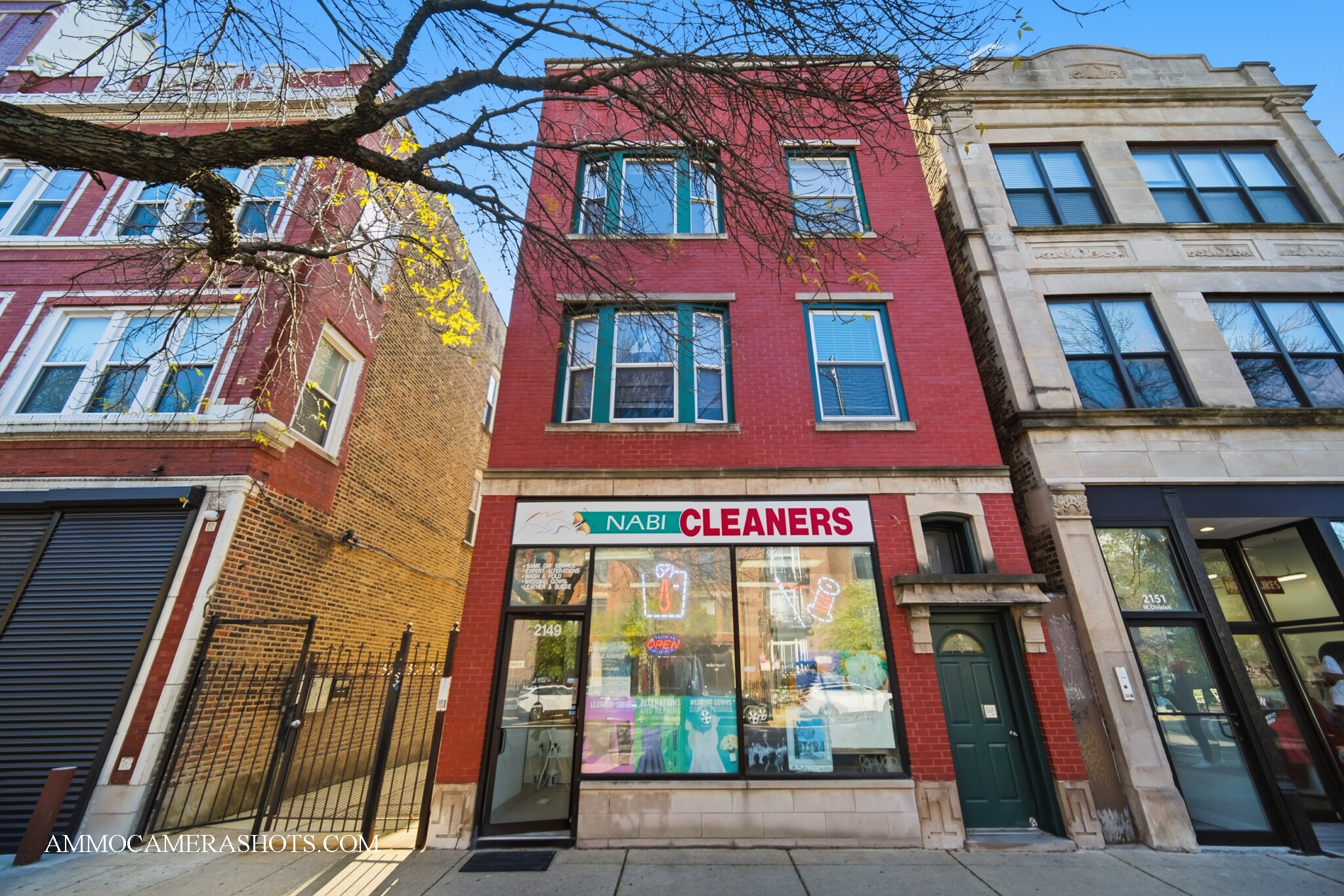 2149 W Division St, Chicago, IL for Sale