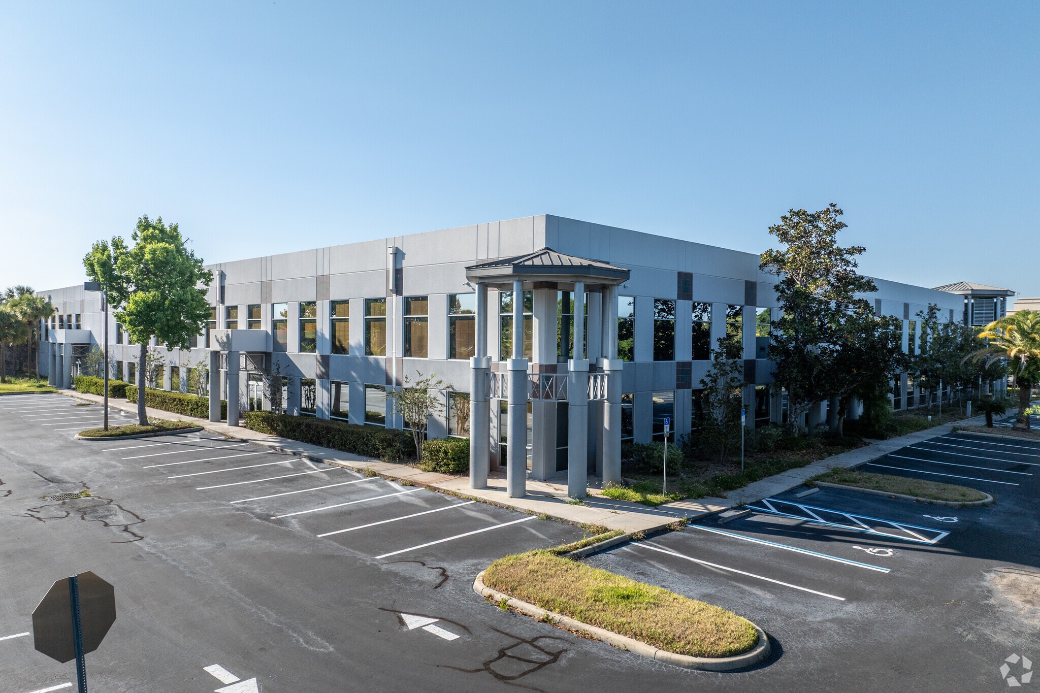 1080 Greenwood Blvd, Lake Mary, FL for Sale