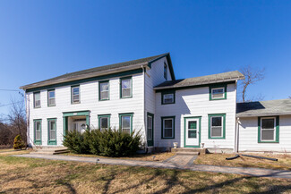 Clinton Corners, NY Apartments - 5625-5639 Route 82