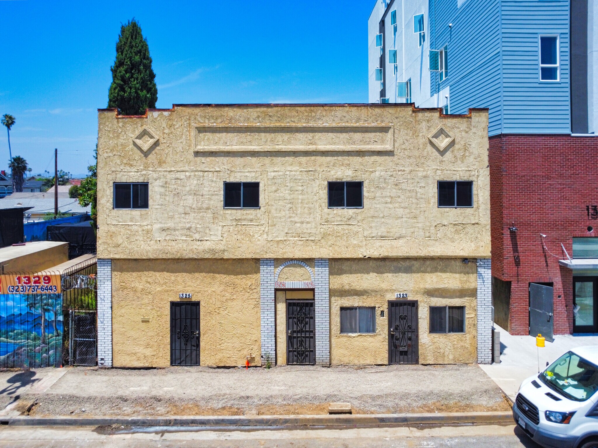 1325 W Jefferson Blvd, Los Angeles, CA for Sale