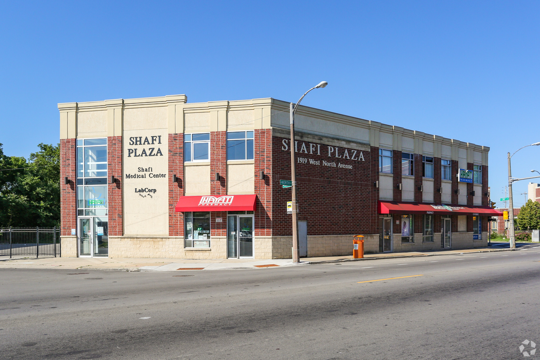 1919-1935 W North Ave, Milwaukee, WI for Rent