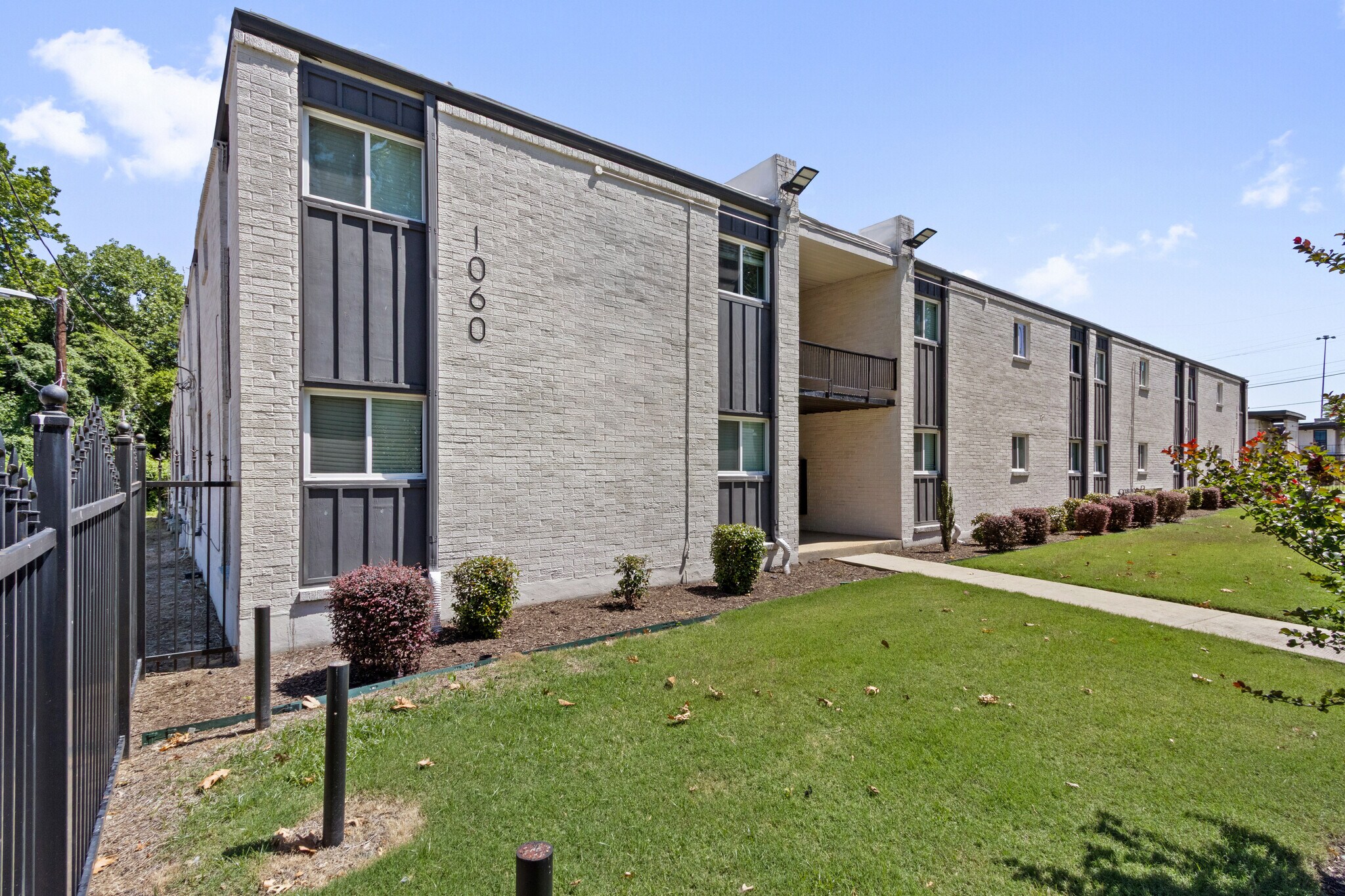 1060 Merriwether Ave, Memphis, TN for Sale