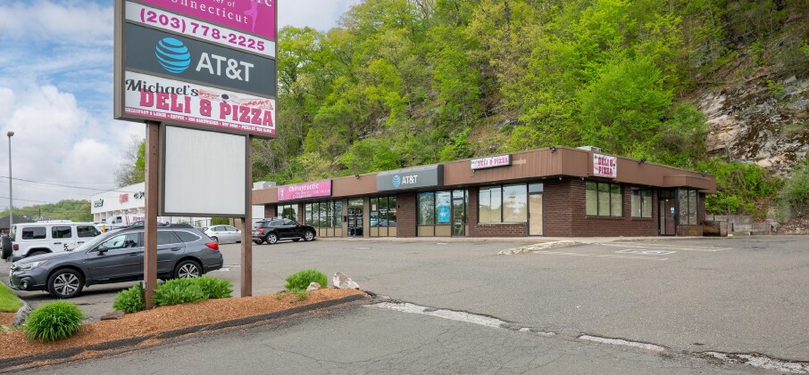 132 Federal Rd, Danbury, CT for Rent