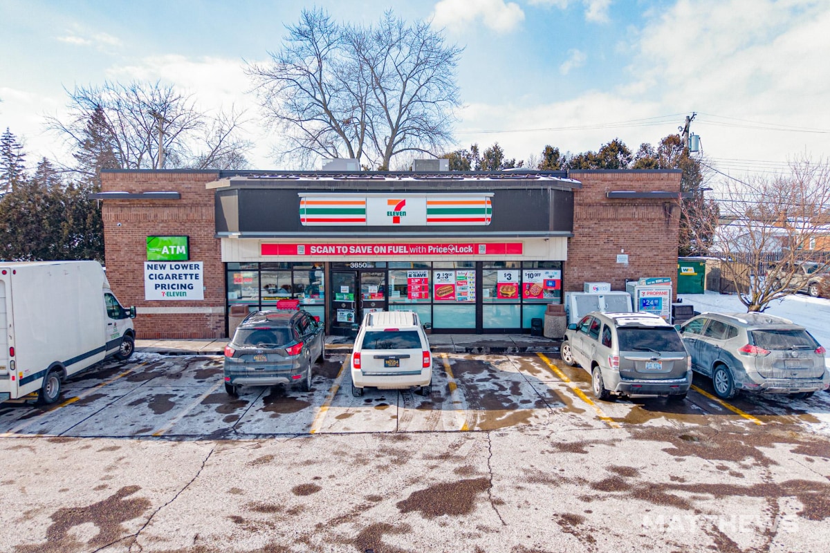 3850 Monroe St, Dearborn, MI for Sale