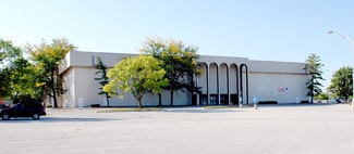 Indianapolis, IN Storefront - 10202 E Washington St