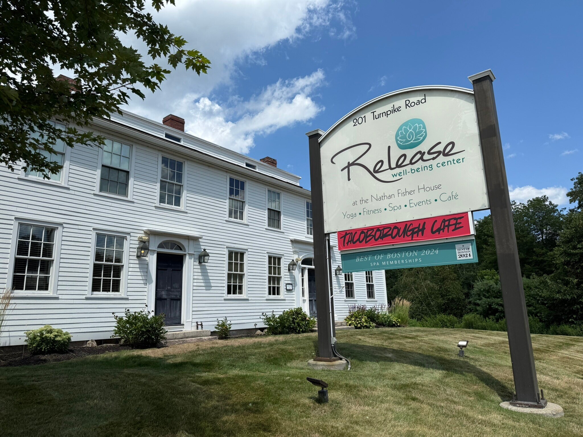 201-203 Turnpike rd, Westborough, MA for Sale