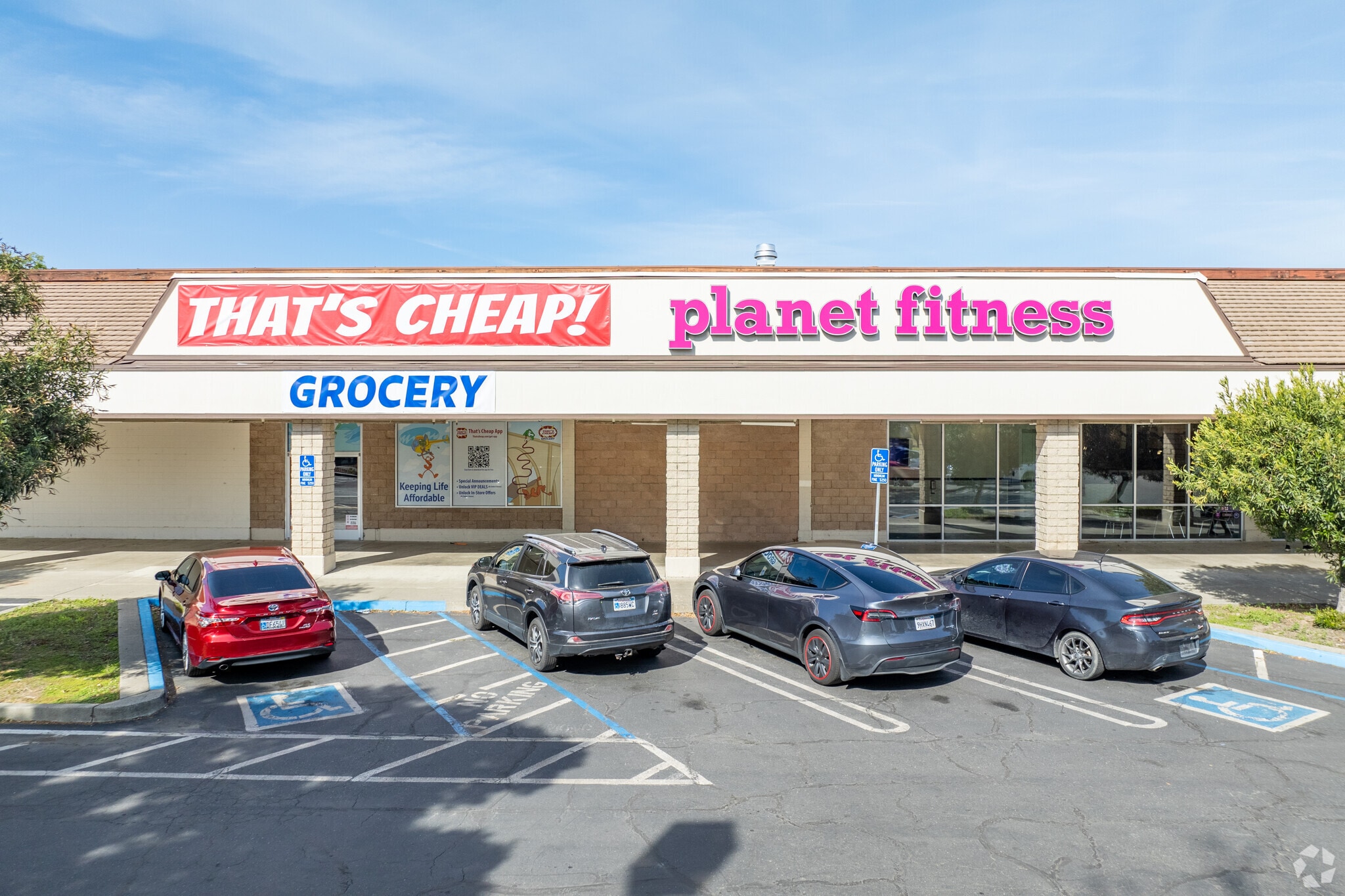 45 W Main St, Woodland, CA for Rent