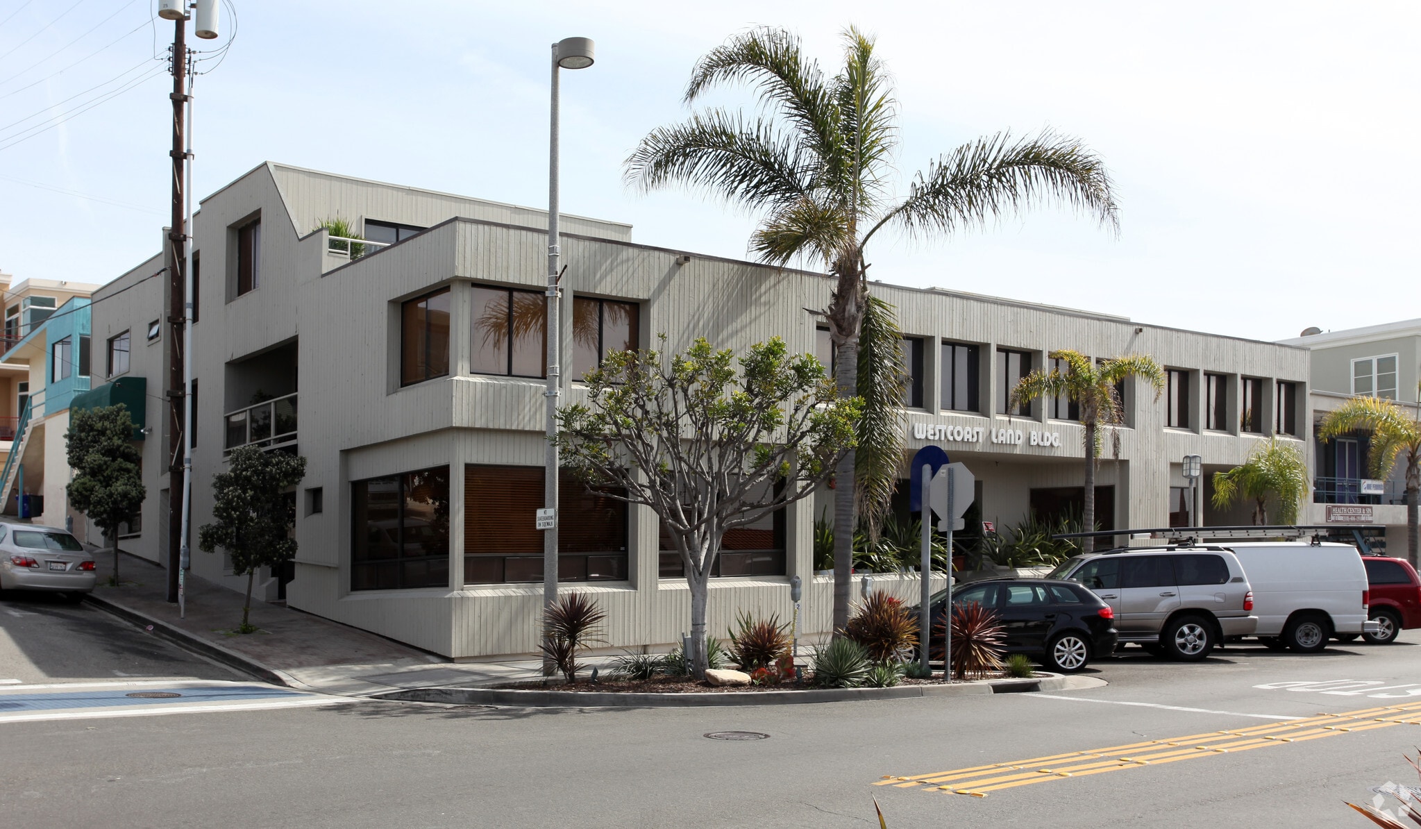 820 Manhattan Ave, Manhattan Beach, CA for Rent
