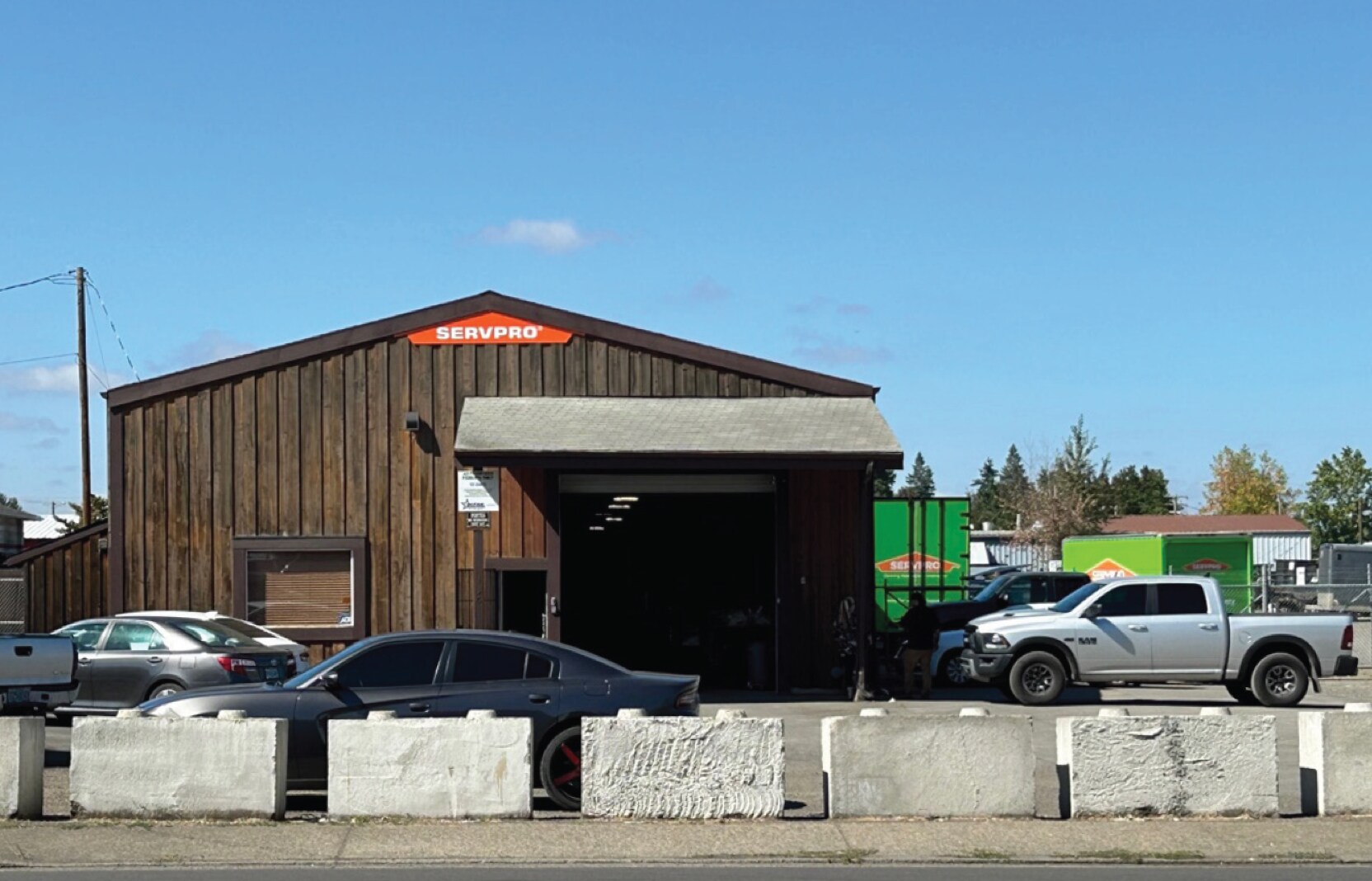 136 42nd St Springfield, OR 97478 Industrial Property for Sale on