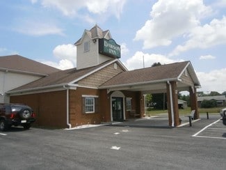 Meadow Bridge, WV Hospitality - 2521 Lawn Rd