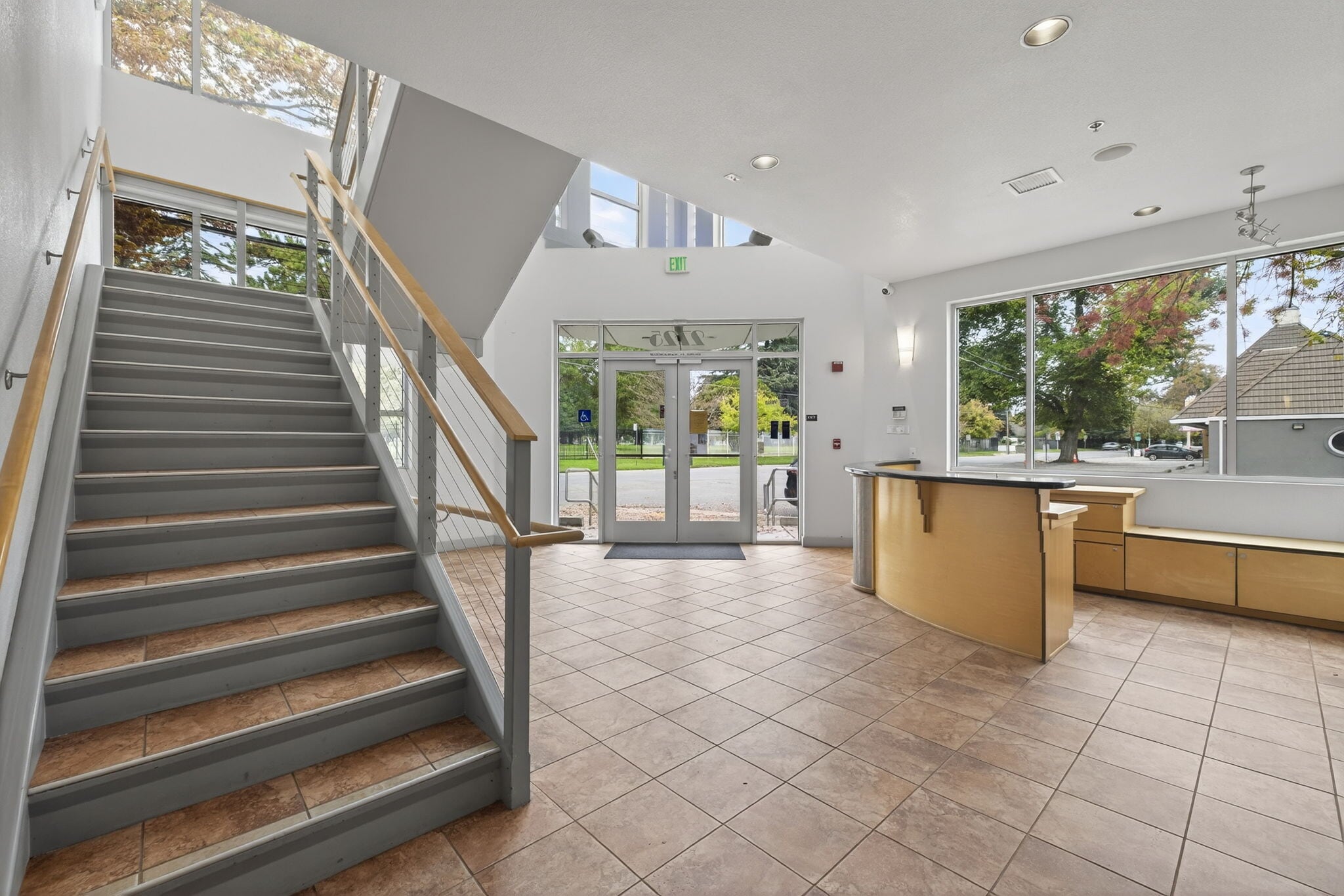 2725 Riverside Blvd, Sacramento, CA for Sale