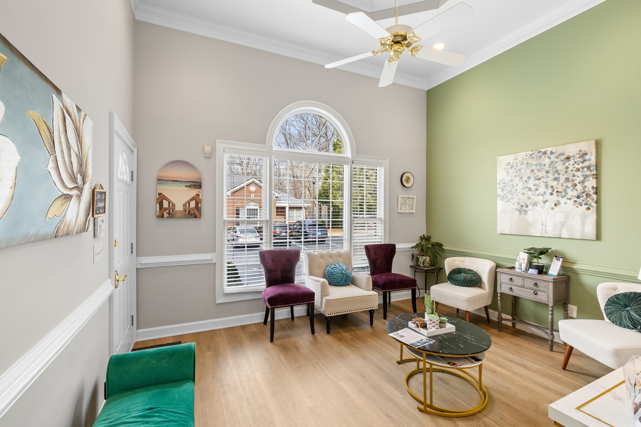 555 Sun Valley Dr, Roswell, GA for Rent