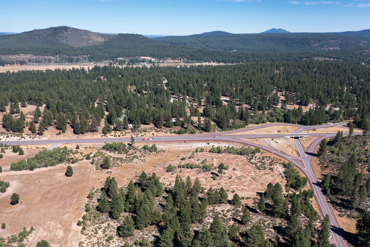 Hwy 97 @ Hwy 422, Chiloquin, OR for Sale