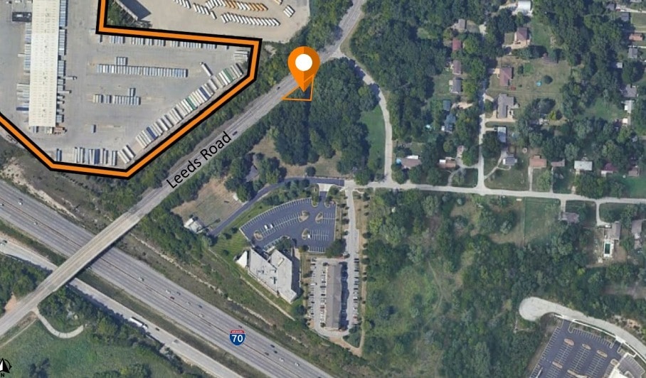 8724 Leeds Rd, Kansas City, MO for Sale