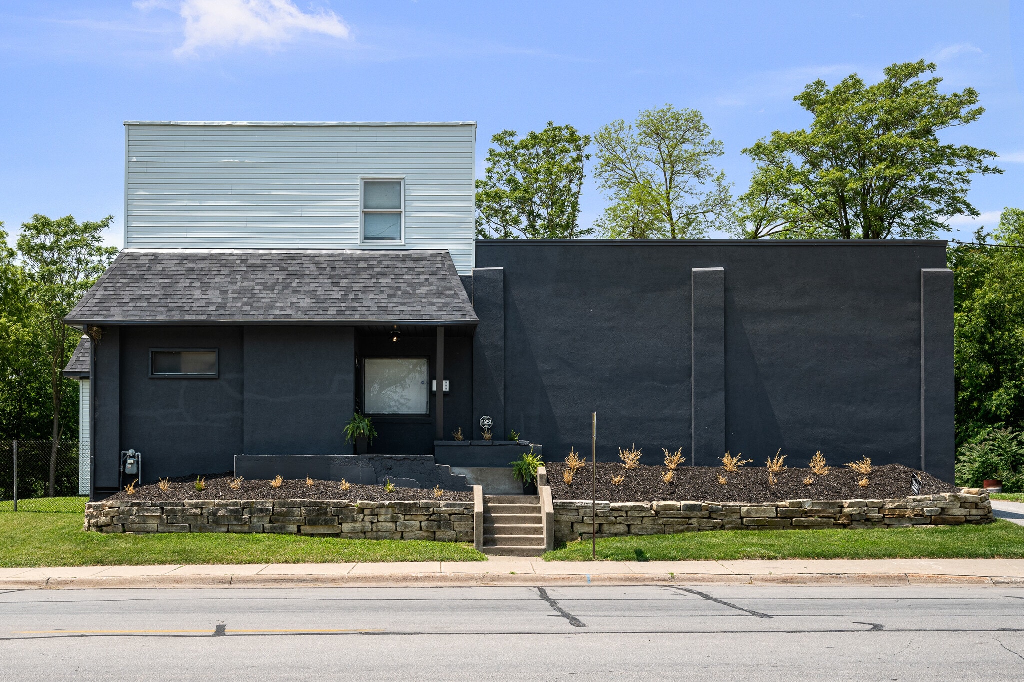 2400 24th St, Rock Island, IL for Rent