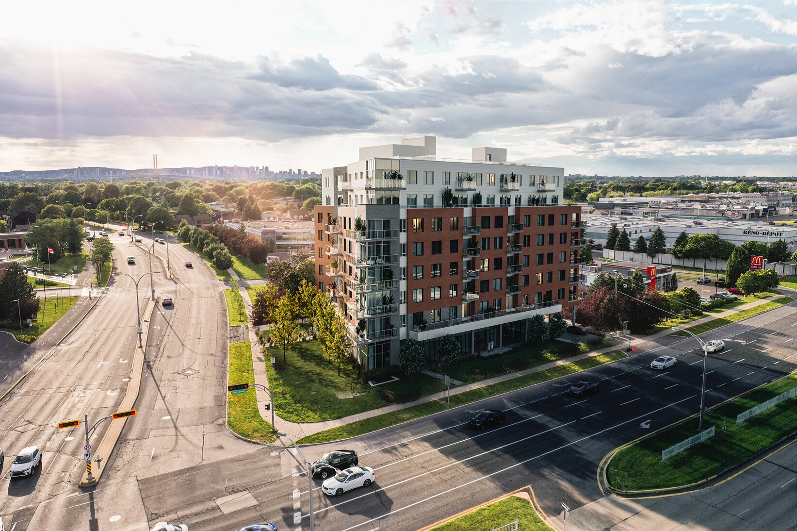 7777 Boul Taschereau, Brossard, QC for Rent