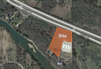 Smithville, TX Commercial Land - 879 W State Highway 71