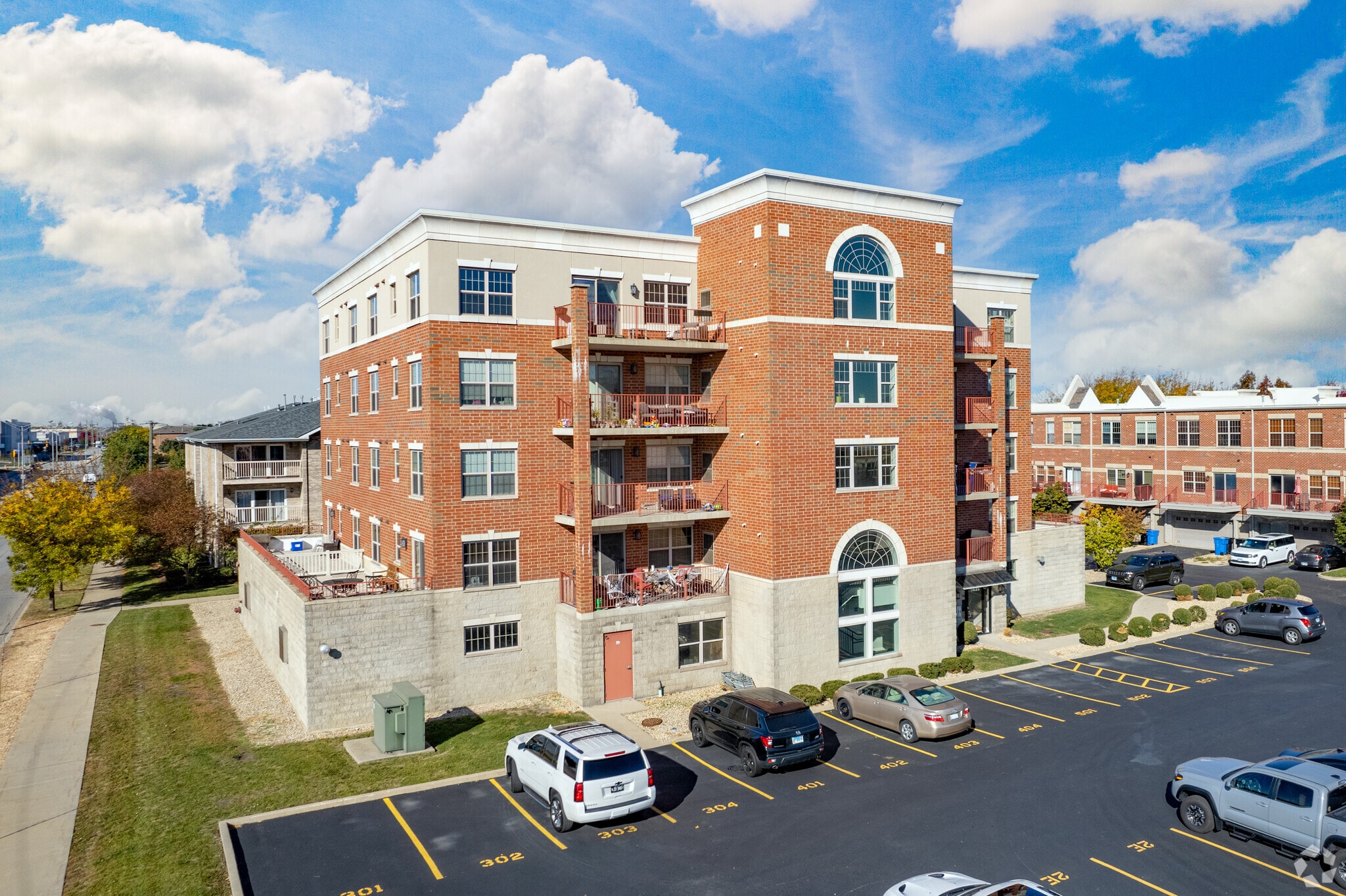 6636 W 65th St, Chicago, IL for Sale