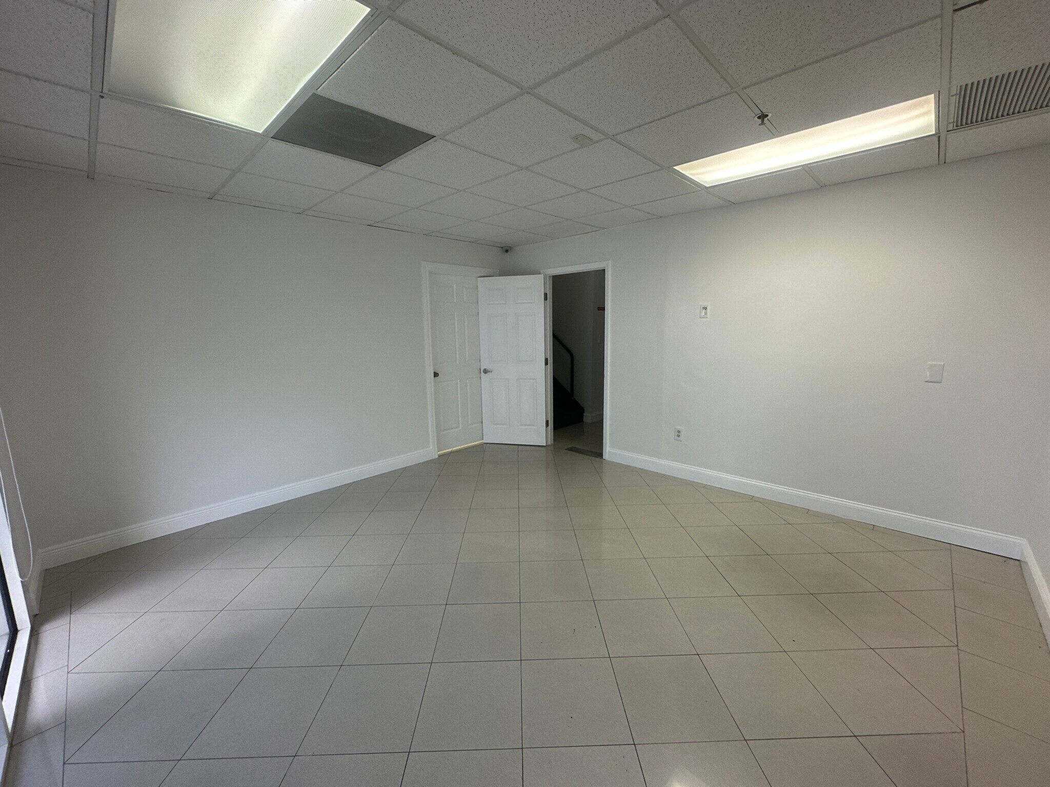 6005-6055 NW 87th Ave, Miami, FL for Rent