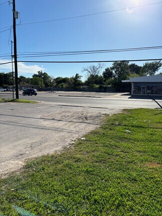Pasadena, TX Commercial Land - 2014 Strawberry Road Pasadena, TX Commercial Land - 2014 Strawberry Road