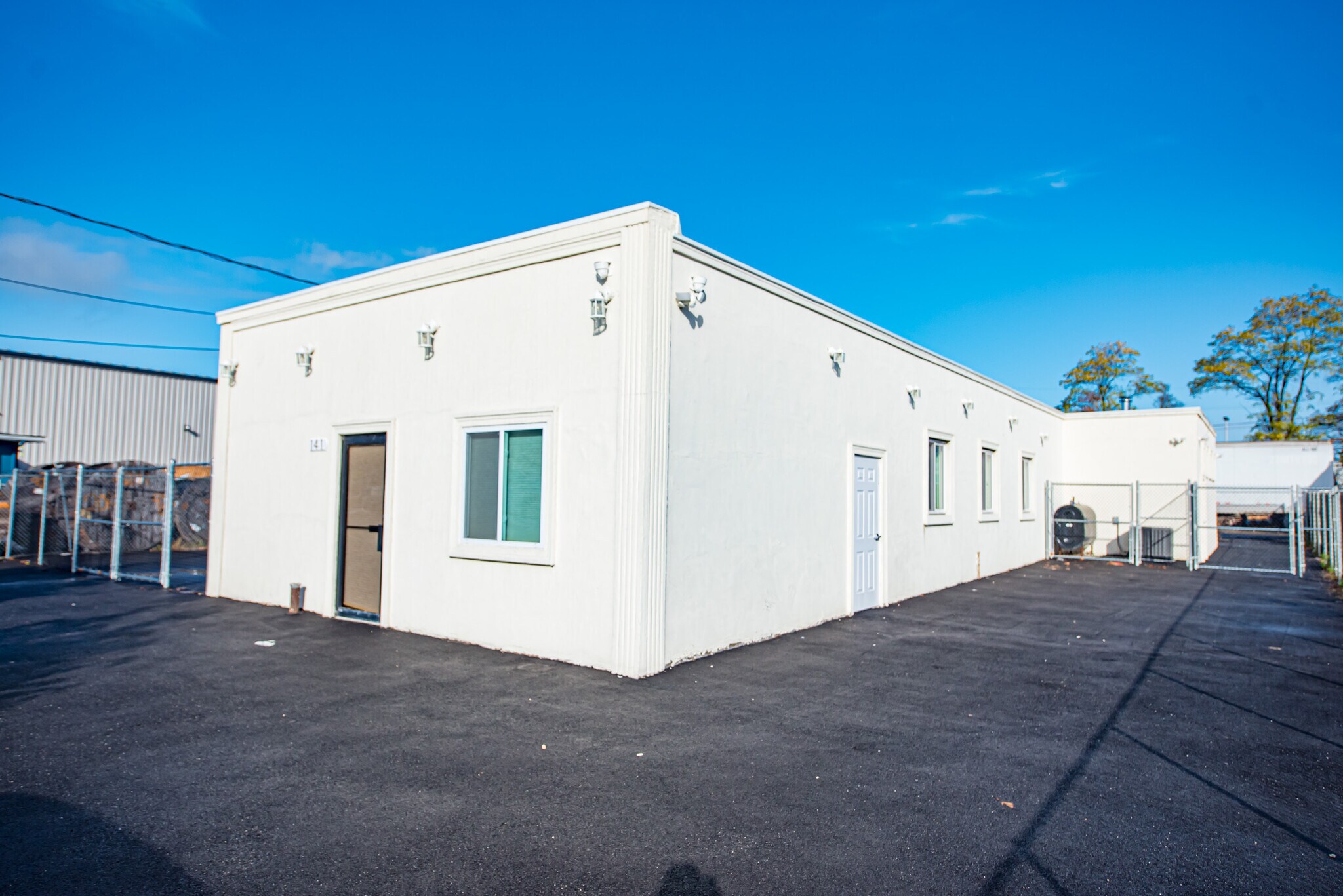 141 Pine Aire Dr, Bay Shore, NY for Sale