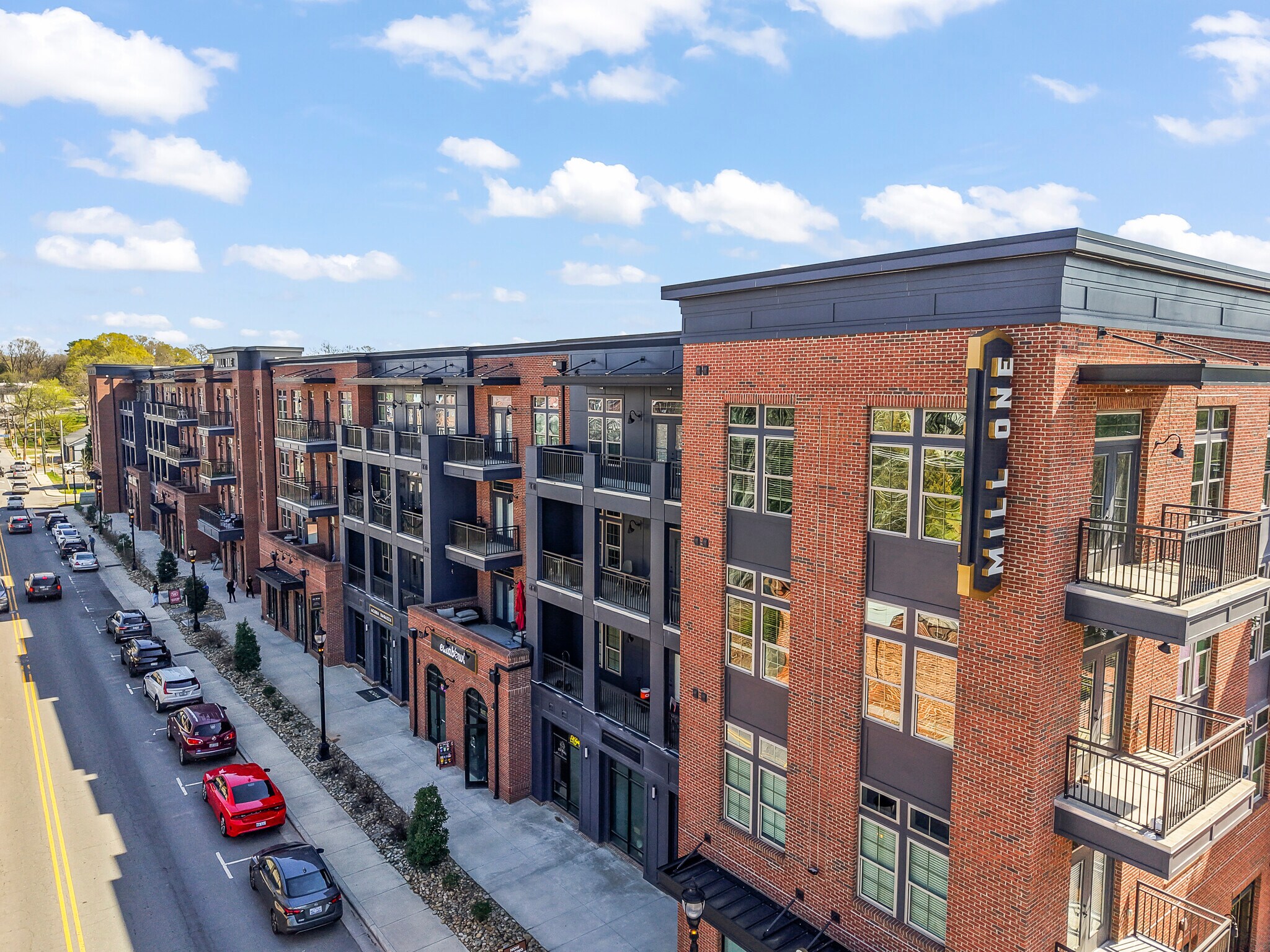 201 N Church St, Mooresville, NC for Sale